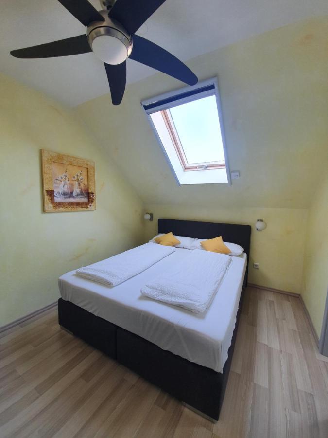 Pension Kuhn Rust Zimmer foto